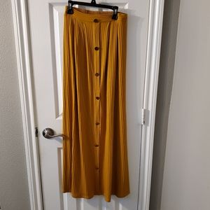 Mustard Button Front Maxi Skirt sz Medium